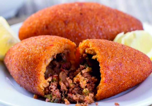 Gefüllte Bulgur-Klöße