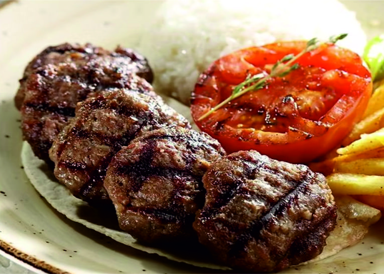 Gegrillte Frikadellen